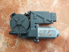 Laguna 2 jobb ELSŐ ablakemelő motor  6 vezetékes