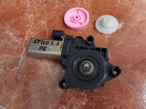 stilo be 5 (8) stilo be 5 (8)