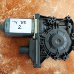 (3) tt jobb elso 8n8959802 B