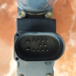 (4) tt jobb elso 8n8959802 B