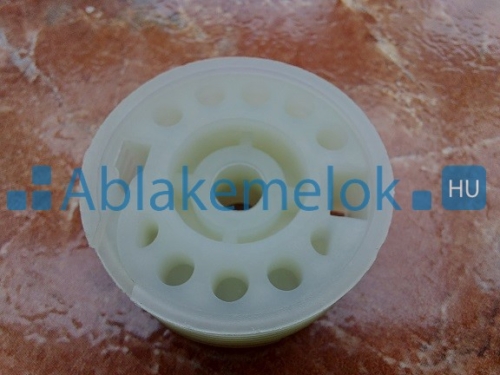 univerzális kerek s4710 (1)