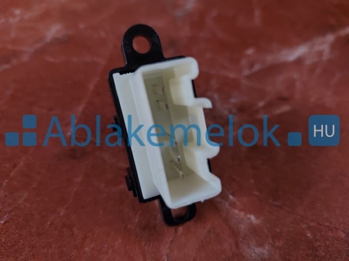 swift 2 jobb elso kapcsoló (1)