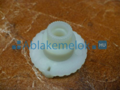 Grand Tourismo első ricnis kerék