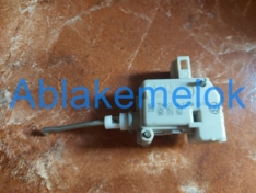 A6 (C5), Leon (MK1), Passat (b5) Csomagtér, tanksapka zármotor (1M6862159) -Bontott