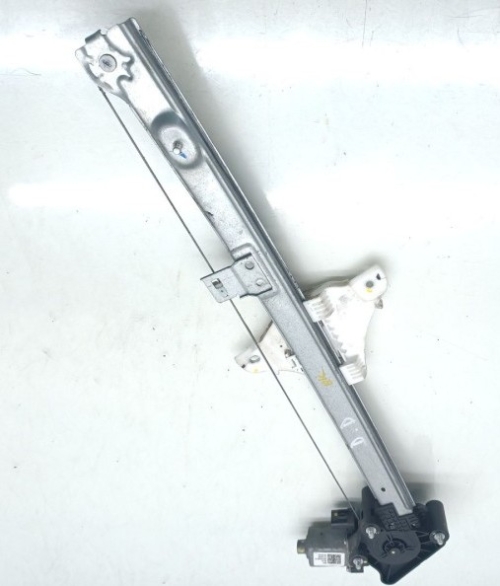 82404q0010_hyundai_i20_iii_bc3_bi3 je