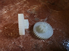 ford connect ajtózár fogaskerék